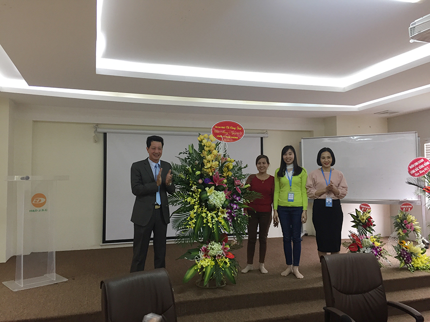 Chào mừng ngày QT phụ nữ 8/3